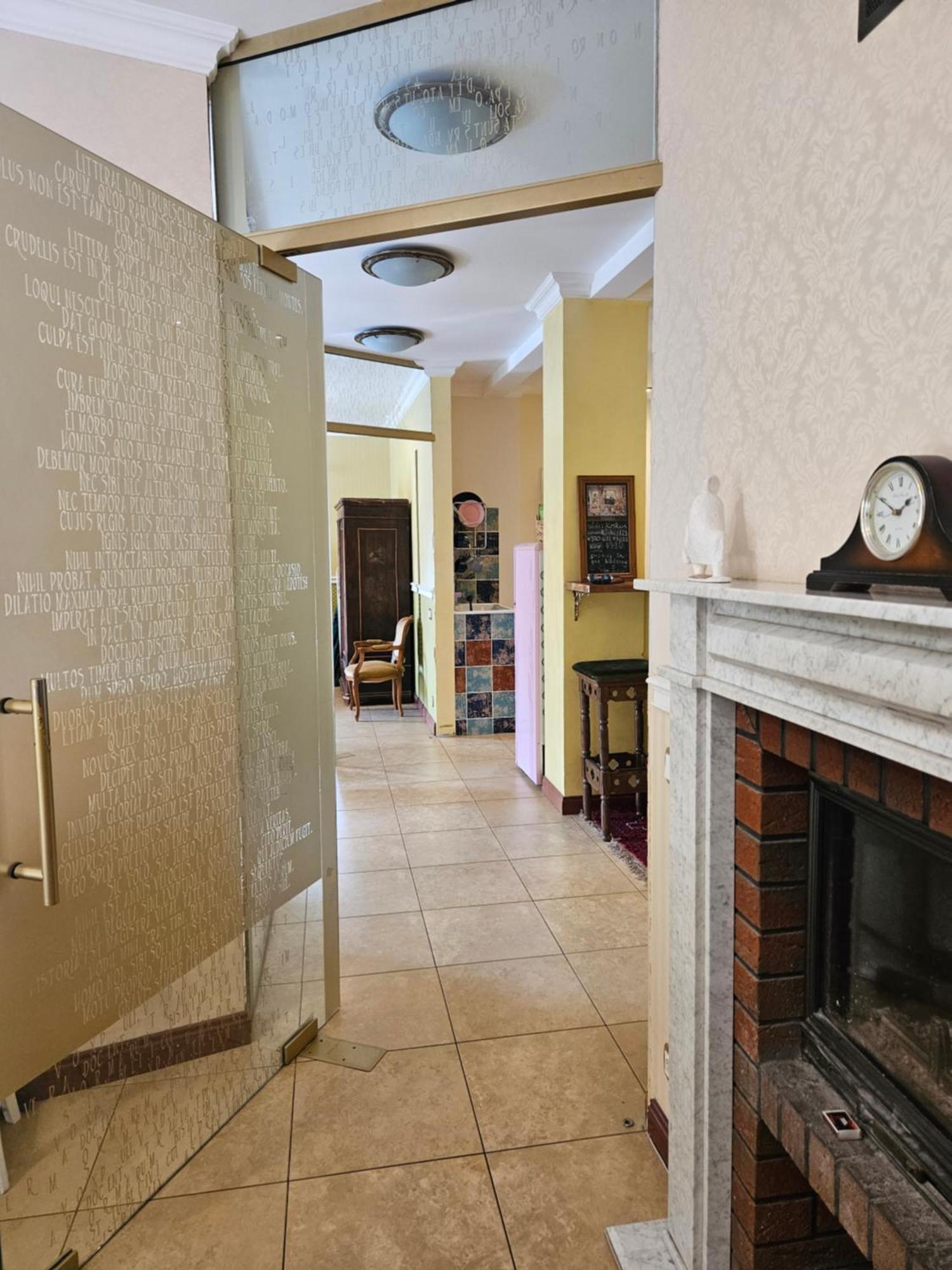Barrister'S Apartments With Fireplace Szawle Zewnętrze zdjęcie